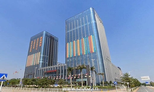 万国城
